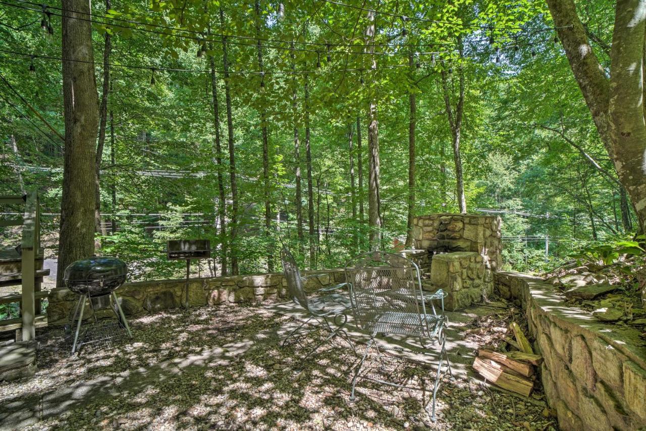 Snuggle Inn In The Heart Of Chalet Village! 개틀린버그 외부 사진