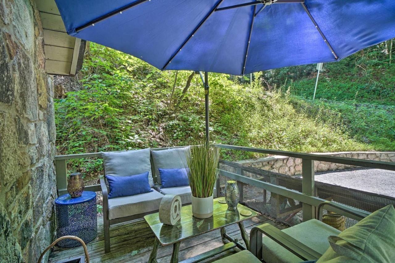 Snuggle Inn In The Heart Of Chalet Village! 개틀린버그 외부 사진