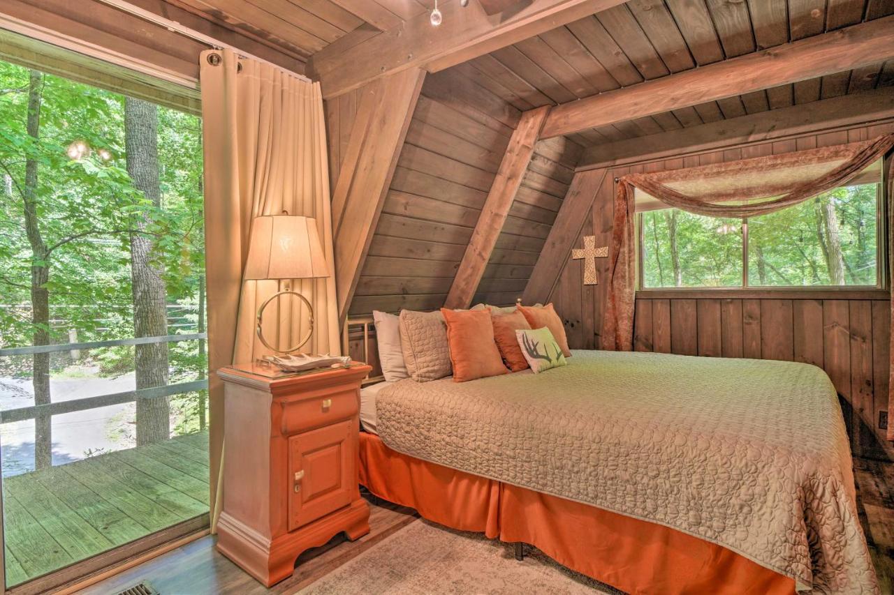 Snuggle Inn In The Heart Of Chalet Village! 개틀린버그 외부 사진