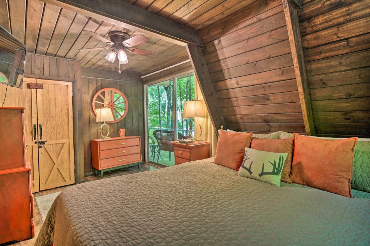 Snuggle Inn In The Heart Of Chalet Village! 개틀린버그 외부 사진